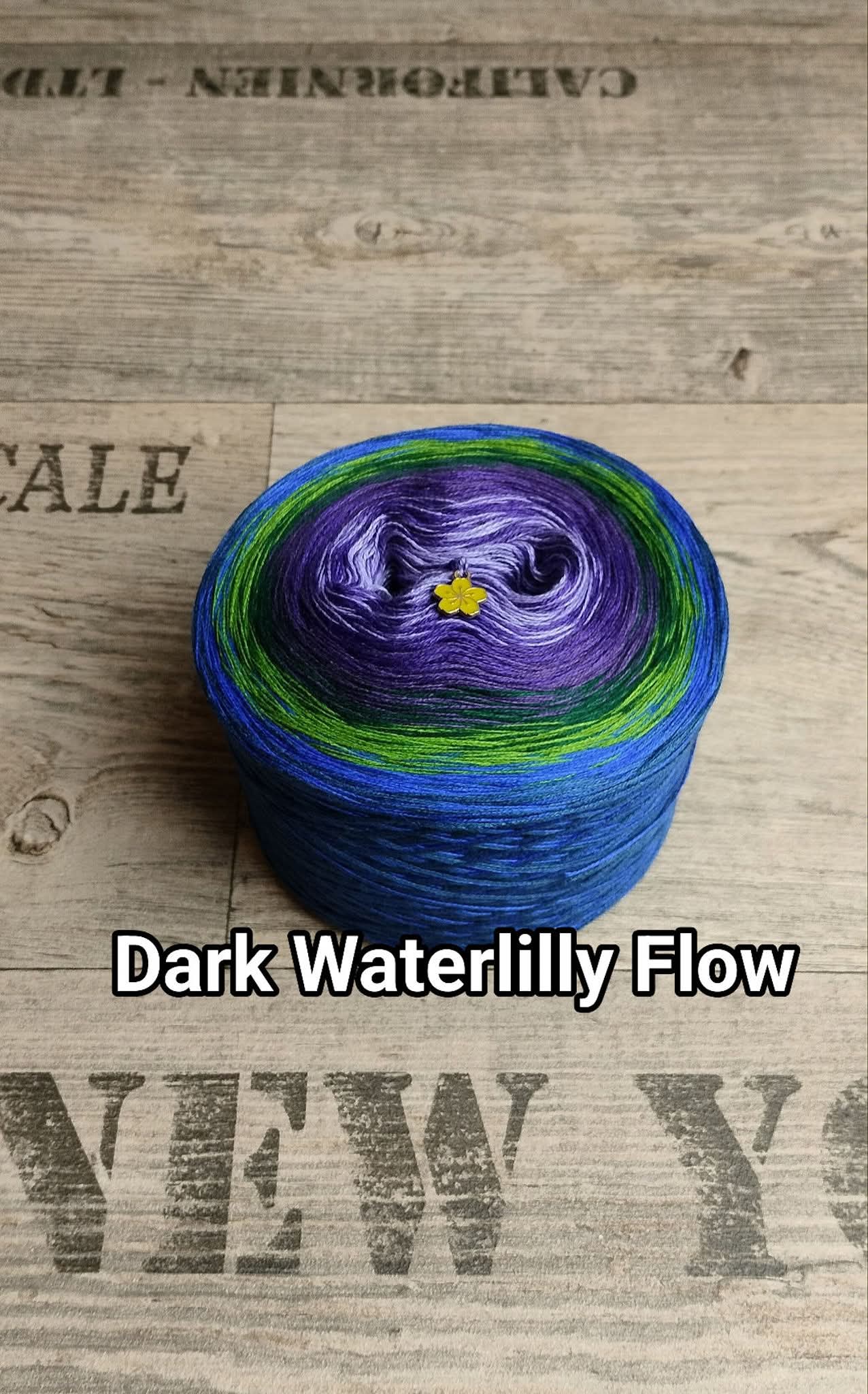 Bobbel "Dark Waterlilly Flow"